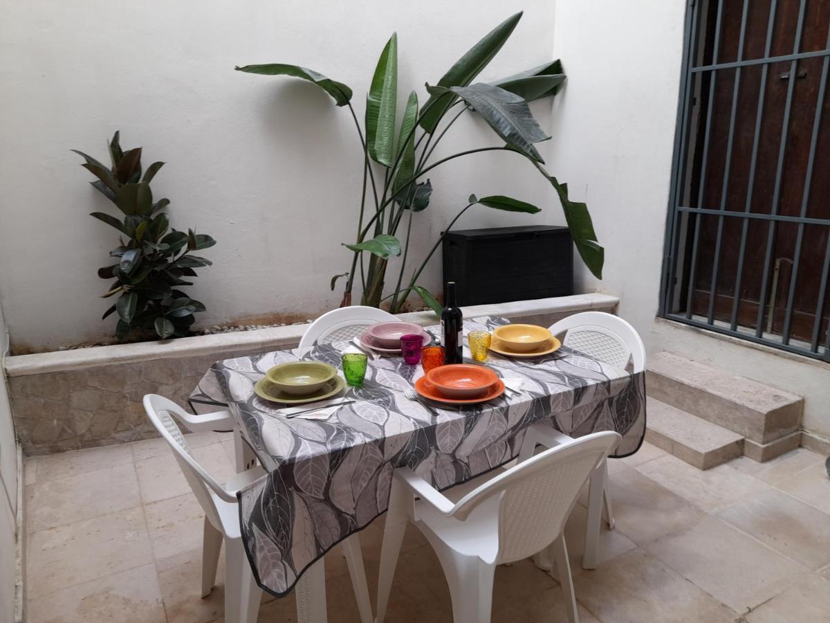 Casa Mima: Locazione Turistica Nel Centro Storico Apartment บรินดิซิ ภายนอก รูปภาพ